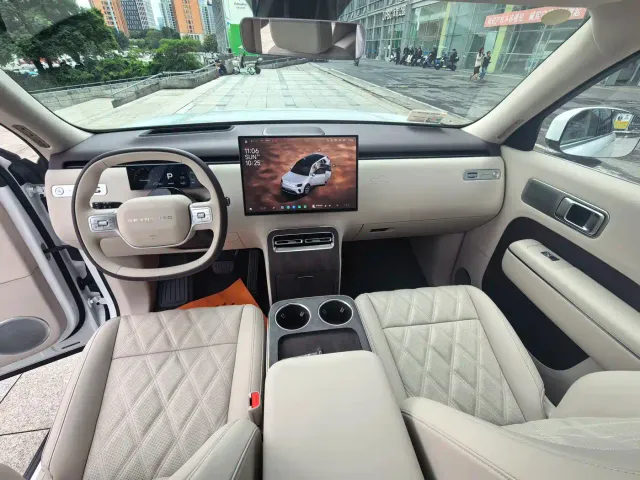 Xiaomi Pengcheng N70 — Фото автомобиля 14