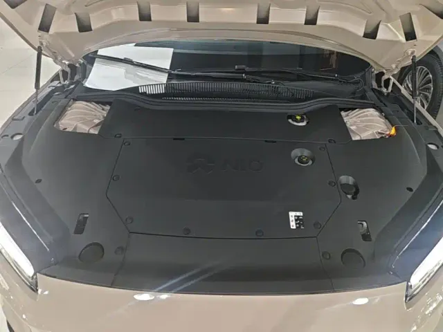 Nio ET5 Touring — Фото автомобиля 19