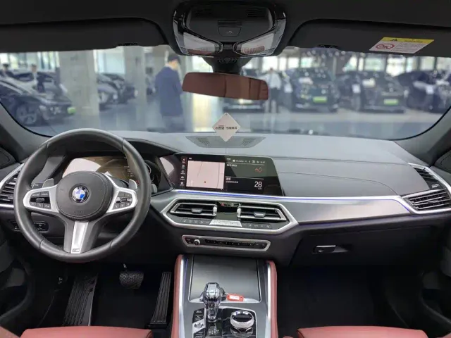 BMW X6 — Фото автомобиля 16