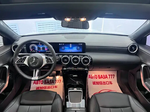 Mercedes-Benz A-Class — Фото автомобиля 14