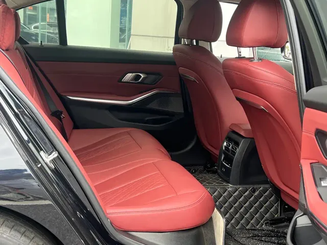BMW 3 Series — Фото автомобиля 7