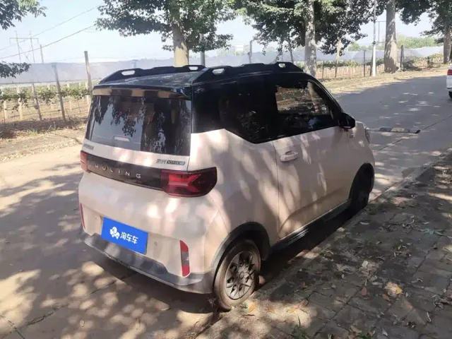 Wuling Hongguang Mini EV — Фото автомобиля 3