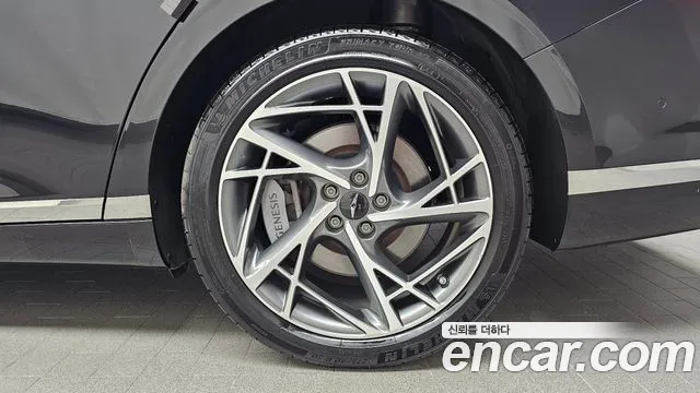 Genesis G90 RS4 — Фото автомобиля 6