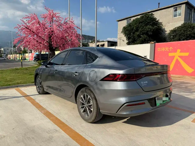 BYD Qin PLUS — Фото автомобиля 7