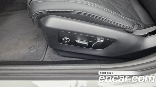 BMW 5-Series — Фото автомобиля 27