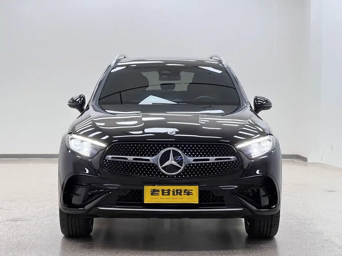 Mercedes-Benz Mercedes-Benz GLC 2023 GLC 260 L 4MATIC Luxury 7-Seater — Фото автомобиля 3