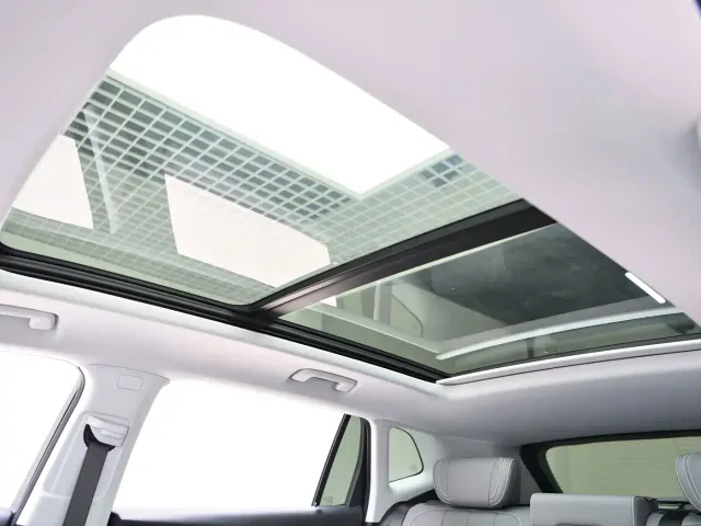 Buick E5 — Фото автомобиля 20