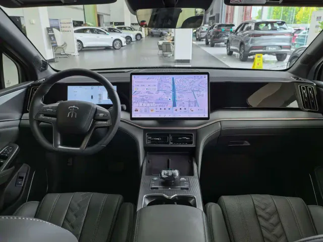 BYD Song L DM-i — Фото автомобиля 8