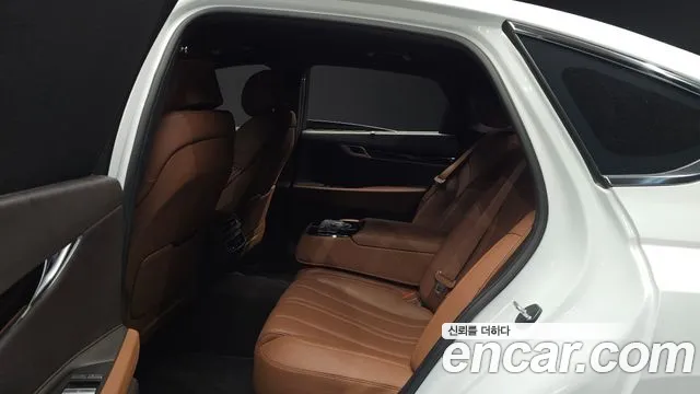 Genesis G80 RG3 — Фото автомобиля 12