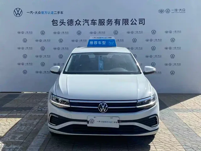 Volkswagen Bora — Фото автомобиля 2