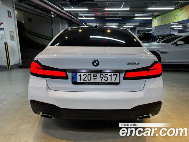 BMW 5-Series — Фото автомобиля 4