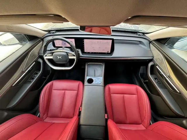 Xpeng P7 — Фото автомобиля 6