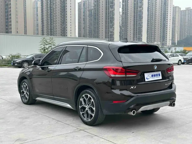 BMW X1 — Фото автомобиля 4