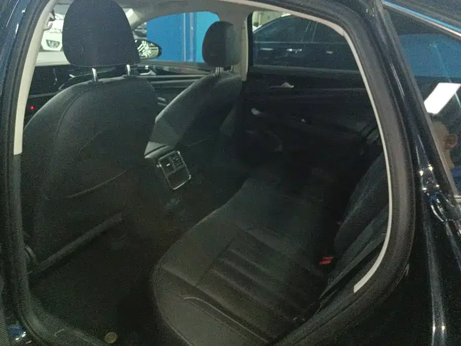 Volkswagen Passat 2024 280TSI Business Edition — Фото автомобиля 11