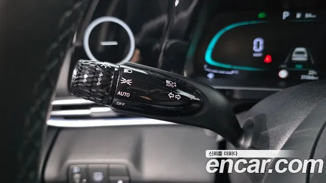 Hyundai Avante CN7 — Фото автомобиля 30