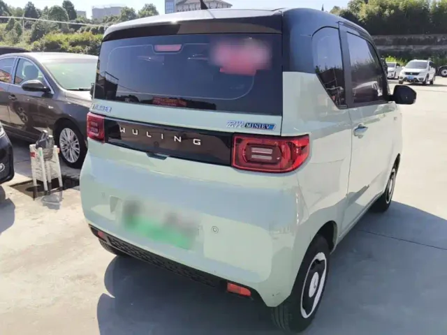 Wuling Hongguang Mini EV — Фото автомобиля 6