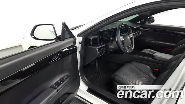 Hyundai Grandeur GN7 — Фото автомобиля 10