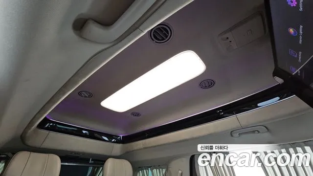 Kia Canival Carnival 4 поколение Бензин 4 места Hi-Limousine — Фото автомобиля 29
