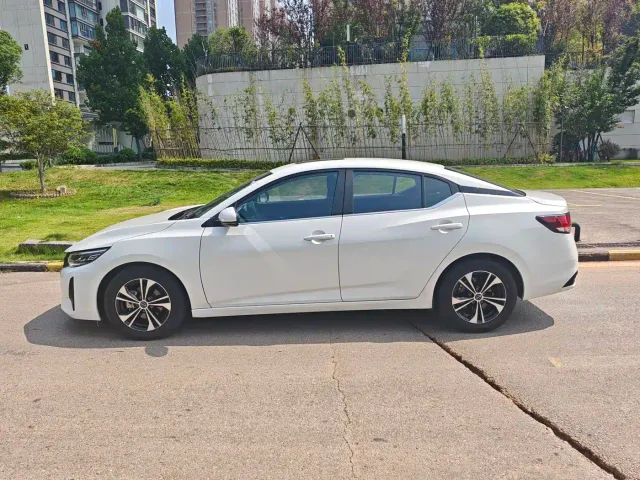 Nissan Sylphy — Фото автомобиля 4