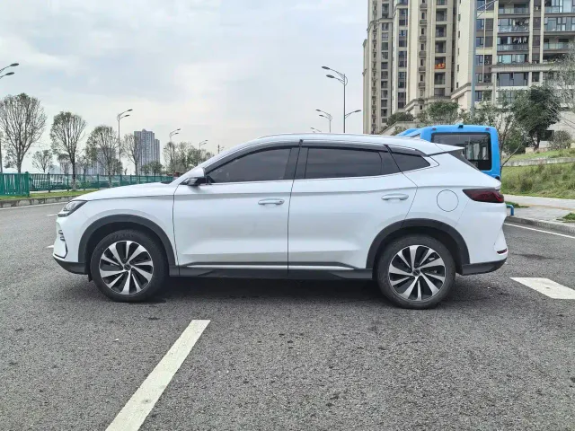 BYD Song PLUS — Фото автомобиля 11