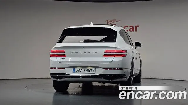 Genesis GV80 — Фото автомобиля 4