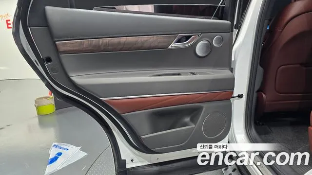 Genesis GV80 — Фото автомобиля 14
