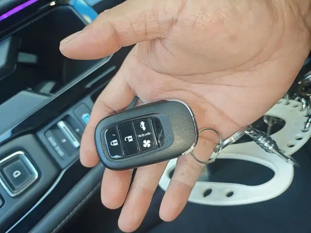 Honda Accord — Фото автомобиля 8