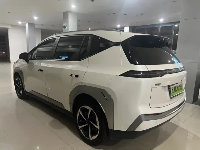 GAC Aion Y — Фото автомобиля 8