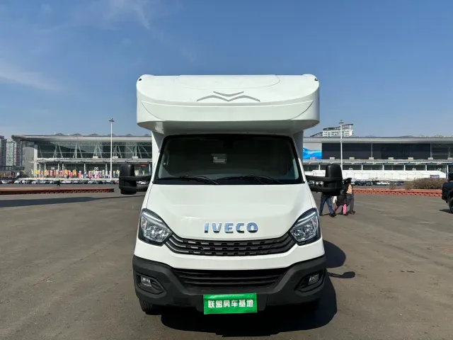 Iveco Daily — Фото автомобиля 2