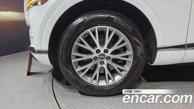 Genesis GV80 2.5T Бензин AWD — Фото автомобиля 5