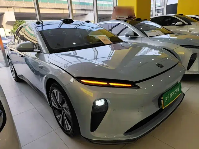 Nio ET5 — Фото автомобиля 3