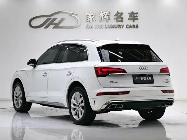 Audi Q5L — Фото автомобиля 6
