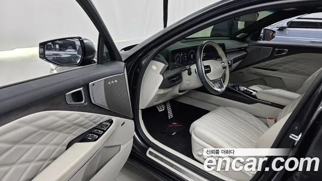 Kia K8 Hybrid — Фото автомобиля 10