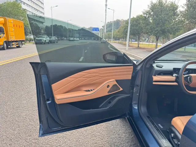 Geely Galaxy Xingyao 8 — Фото автомобиля 5