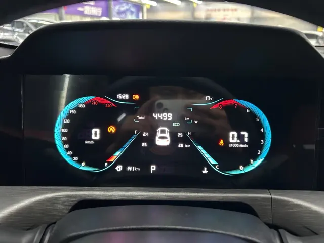Changan CS35 Plus — Фото автомобиля 9