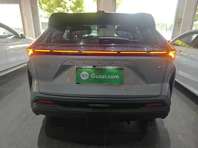 Geely Boyue — Фото автомобиля 5