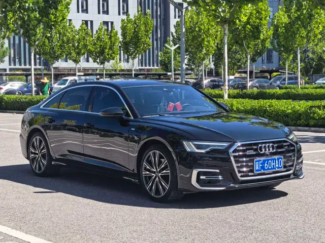 Audi A6L — Фото автомобиля 3