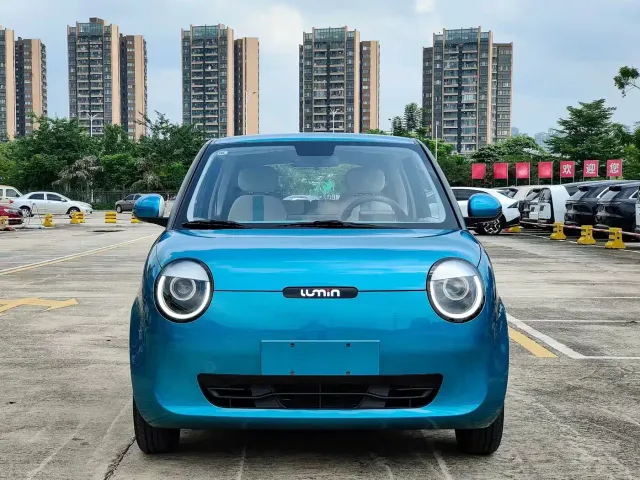 Changan Lumin — Фото автомобиля 2