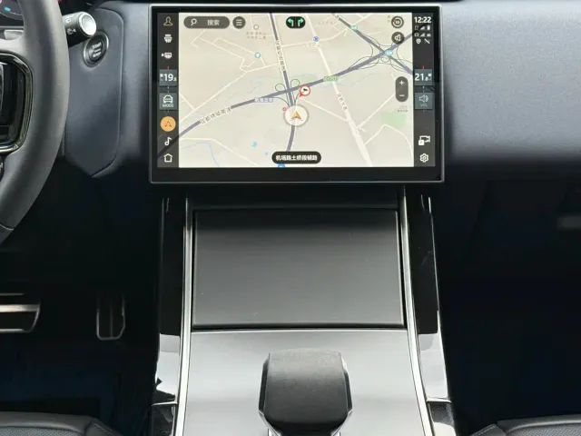 Land Rover Range Rover Velar — Фото автомобиля 11