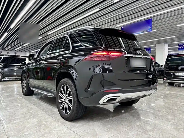 Mercedes-Benz GLE-Class — Фото автомобиля 11