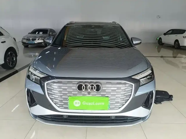 Audi Q4 e-tron — Фото автомобиля 2