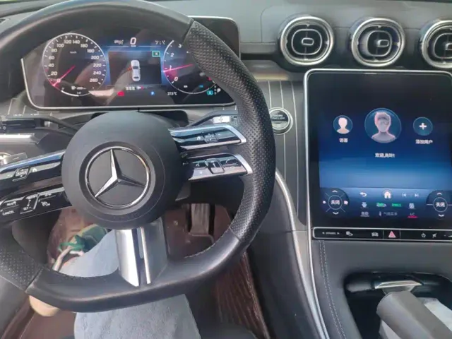 Mercedes-Benz C-Class — Фото автомобиля 12