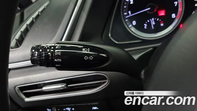 Hyundai Sonata Sonata (DN8) 2.0 LPG(Для проката) — Фото автомобиля 28