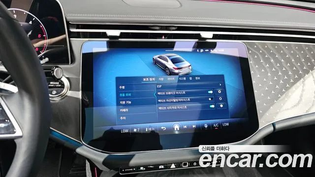 Mercedes-Benz E-Class — Фото автомобиля 2