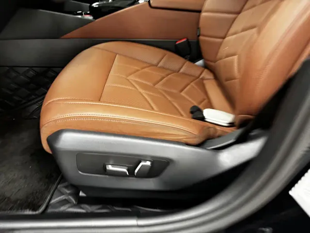 BMW 5 Series — Фото автомобиля 13