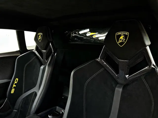 Lamborghini Huracan — Фото автомобиля 14