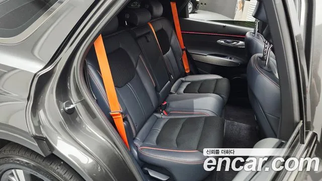 Genesis GV70 2.5T Бензин 2WD — Фото автомобиля 10