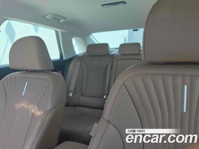 Hyundai Grandeur GN7 — Фото автомобиля 13