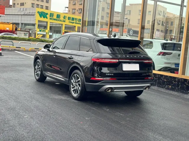Lincoln Corsair — Фото автомобиля 18