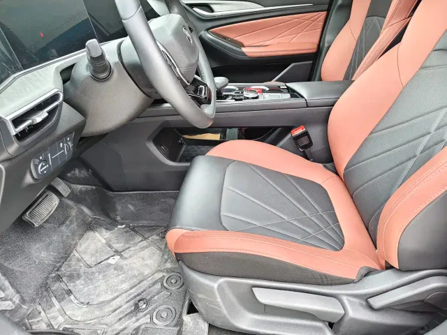 Changan Eado — Фото автомобиля 5